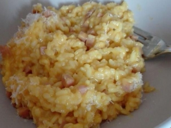 Risotto alla zafferano e prosciutto cotto